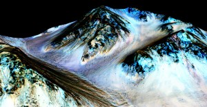 Annuncio Nasa: su Marte scorre acqua salata