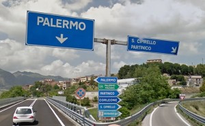 Palermo - Sciacca, si inclina pilone: strada chiusa per 5km