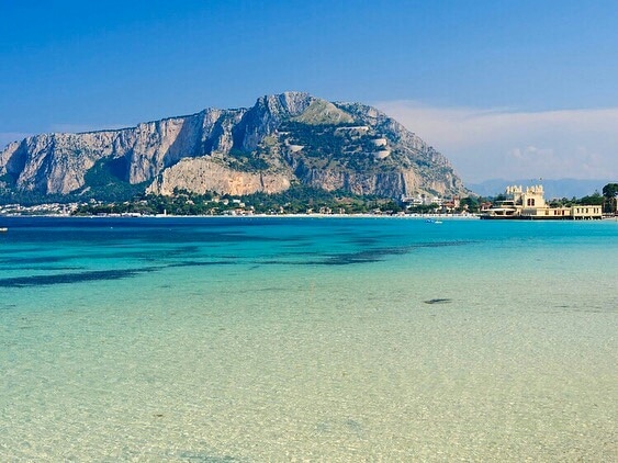 Sicilia: zero termico a 3.000 m. Registrate punte di 18 gradi.