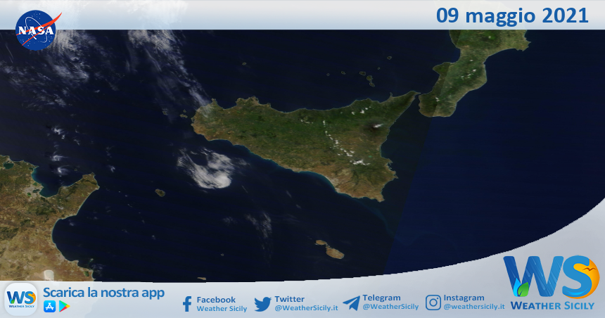 Sicilia: immagine satellitare Nasa di domenica 09 maggio 2021