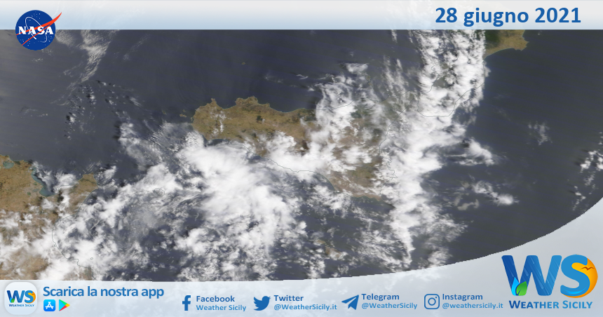 Sicilia: immagine satellitare Nasa di lunedì 28 giugno 2021