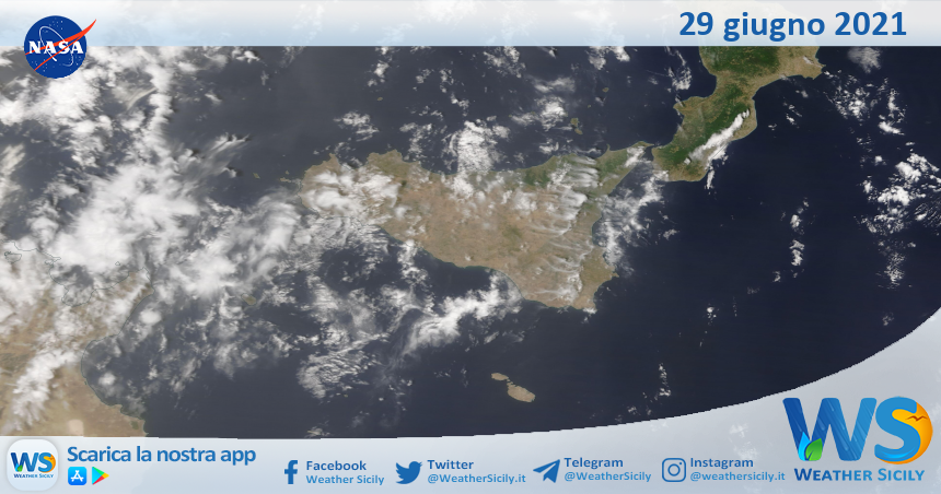 Sicilia: immagine satellitare Nasa di martedì 29 giugno 2021