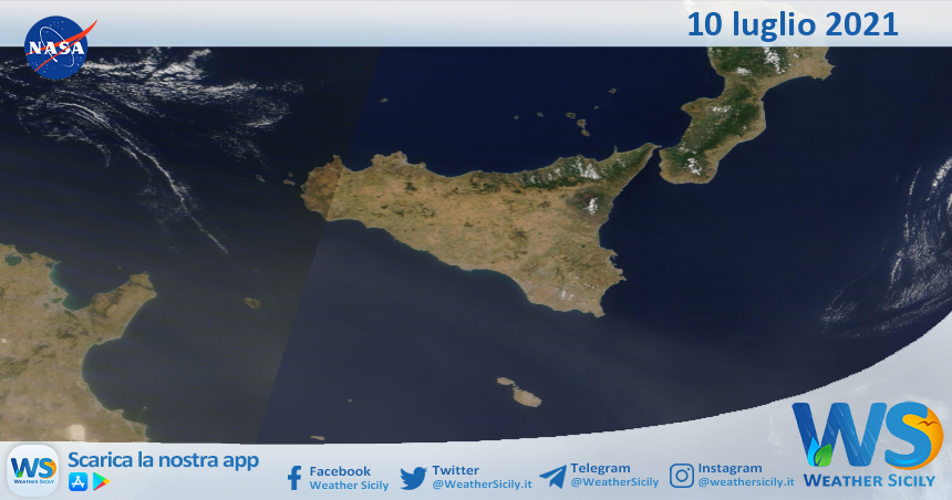 Sicilia: immagine satellitare Nasa di sabato 10 luglio 2021