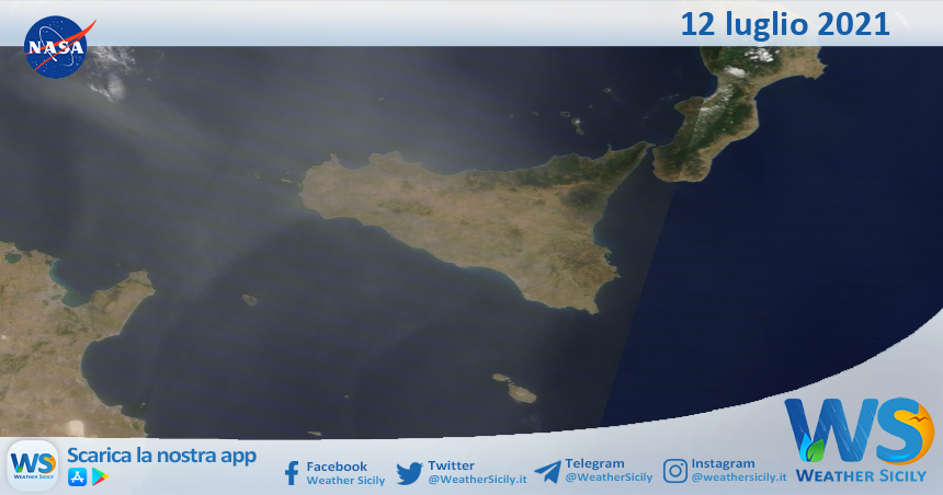 Sicilia: immagine satellitare Nasa di lunedì 12 luglio 2021