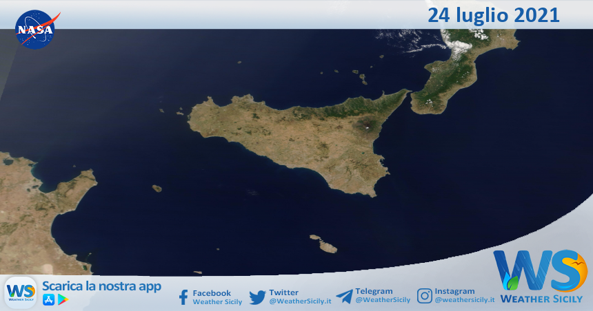 Sicilia: immagine satellitare Nasa di sabato 24 luglio 2021