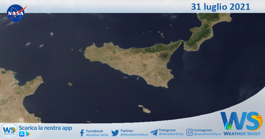 Sicilia: immagine satellitare Nasa di sabato 31 luglio 2021