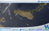 Sicilia: immagine satellitare Nasa di domenica 08 agosto 2021