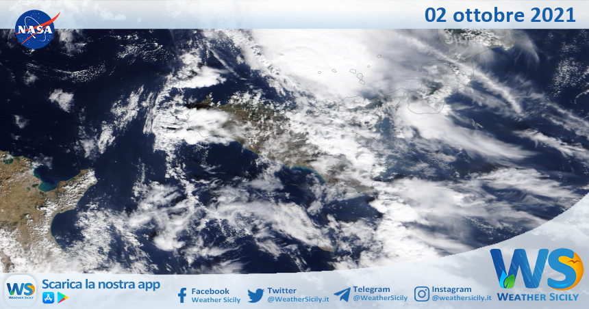 Sicilia: immagine satellitare Nasa di sabato 02 ottobre 2021