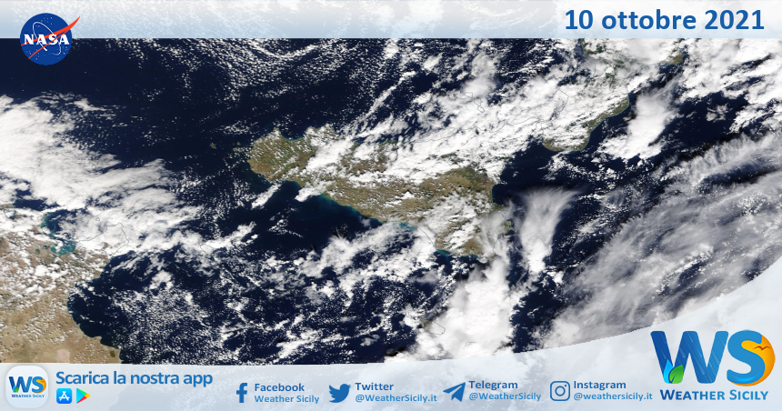 Sicilia: immagine satellitare Nasa di domenica 10 ottobre 2021