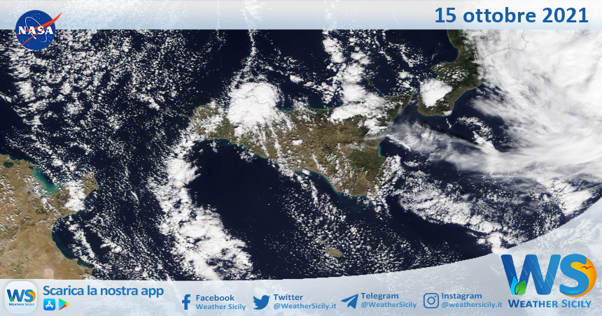Sicilia: immagine satellitare Nasa di venerdì 15 ottobre 2021