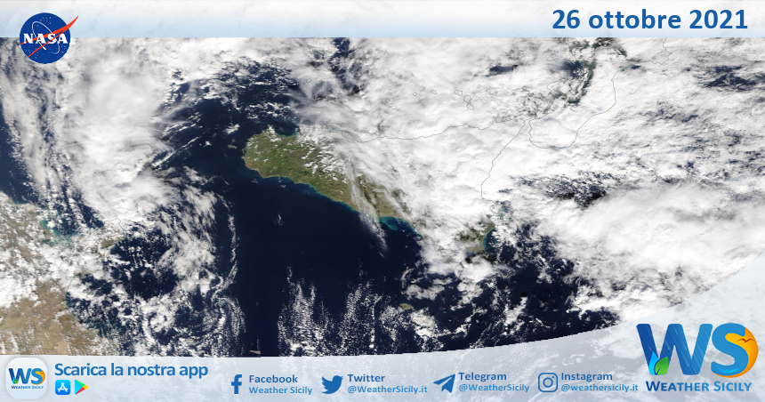 Sicilia: immagine satellitare Nasa di martedì 26 ottobre 2021