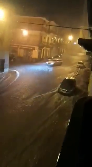 Sicilia: allagamenti ad Acireale. (VIDEO)