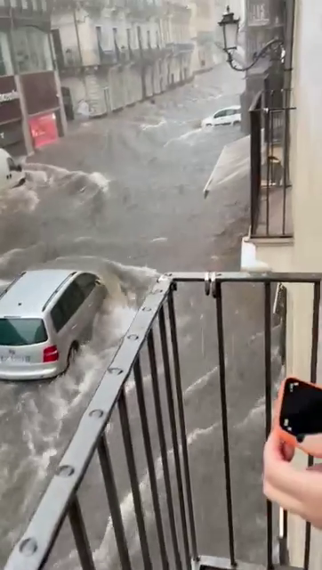 Catania: la situazione Live in via Etnea (VIDEO)