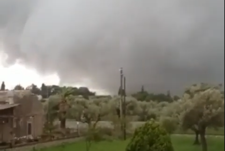 Sicilia: avvistato tornado anche a Modica - VIDEO