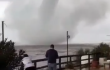 Sicilia: notevole tromba marina a Selinunte. VIDEO