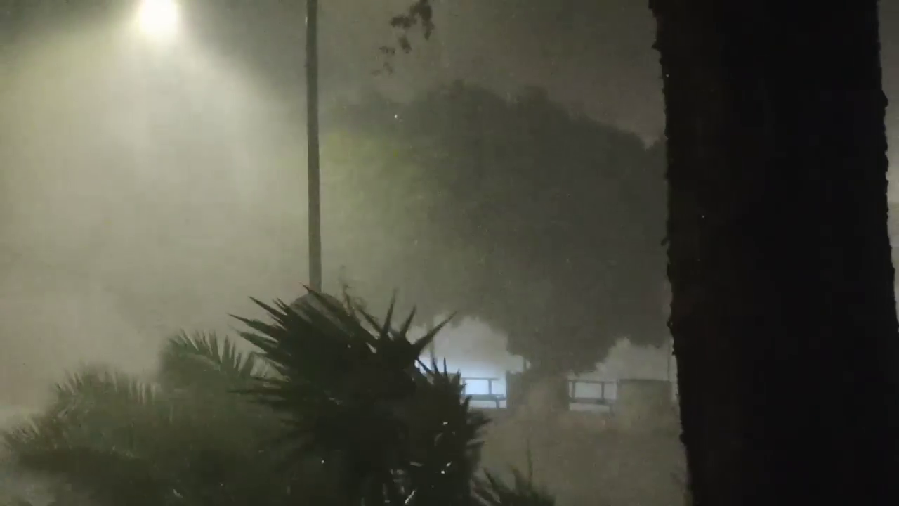 Sicilia: Downburst - Nubifragio a San Leone - 10 Novembre 2021 (VIDEO)