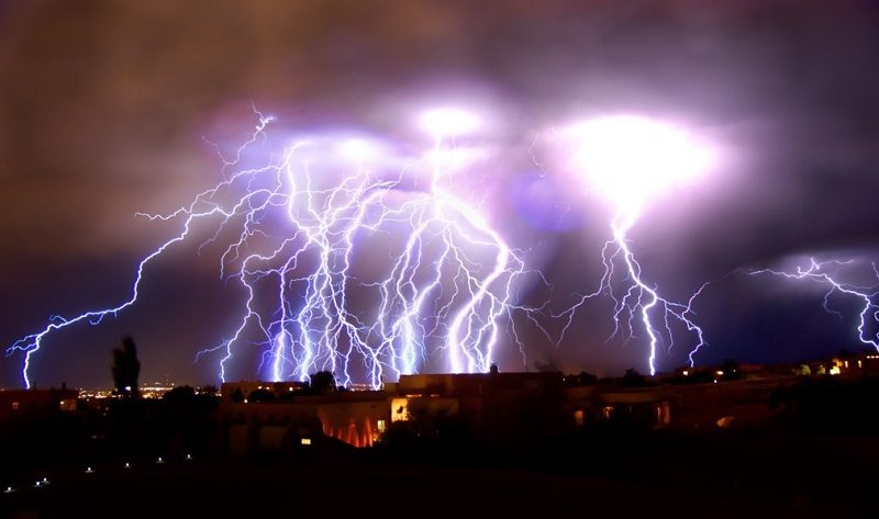 Meteo Sicilia: rischio fenomeni intensi tra stanotte e domani. Crollo termico domenica.