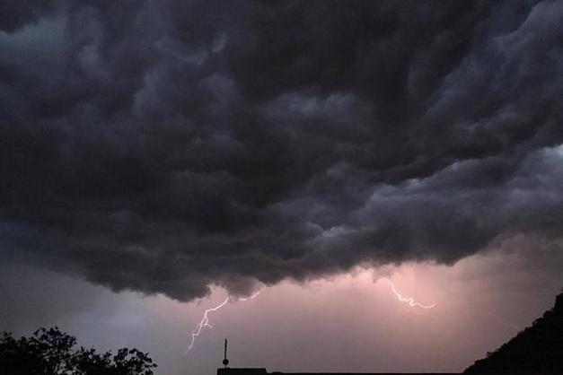 Meteo Sicilia: possibili forti temporali e locali nubifragi sul settore centro-occidentale e meridionale nelle prossime ore!