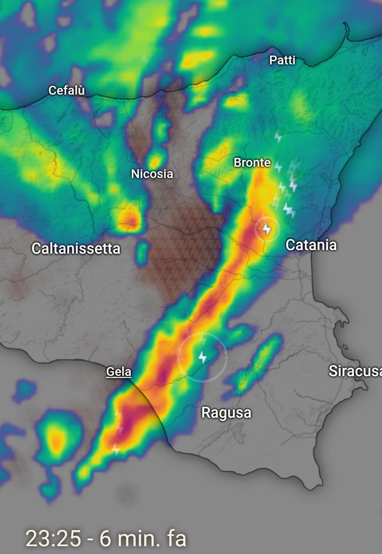 Meteo Sicilia: Violenti temporali e nubifragi tra ragusano e basso catanese in atto!