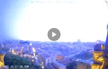 Meteo Sicilia: fulmine cade su Monte Pellegrino a Palermo - VIDEO -