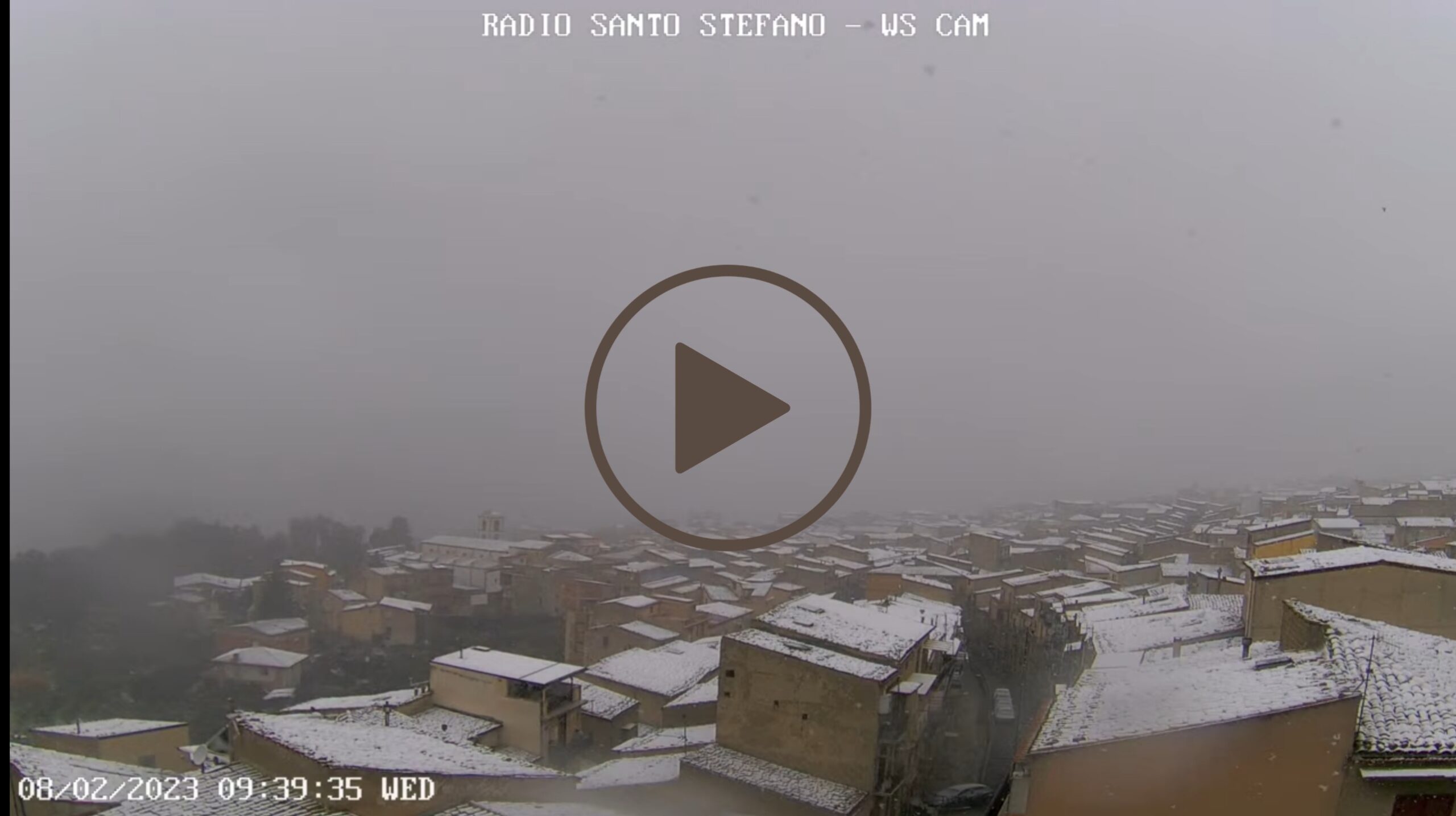 Meteo Sicilia: nevica attualmente sull'entroterra a quote collinari!