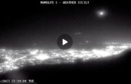 Meteo Sicilia: bolide luminoso attraversa i cieli del sud Italia -VIDEO -