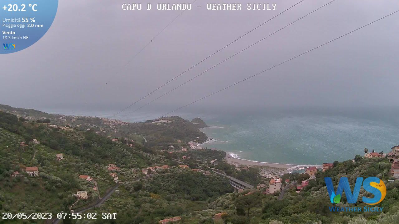 Meteo Sicilia: danni per il forte vento di scirocco. Un morto a Reggio Calabria per albero caduto. Ancora piogge nelle prossime ore!