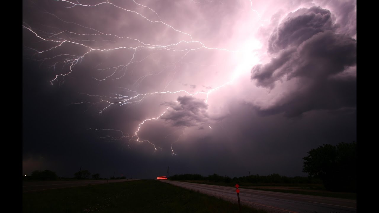 Meteo Cammarata: oggi giovedì 24 Agosto deboli temporali. Allerta gialla della Protezione Civile.