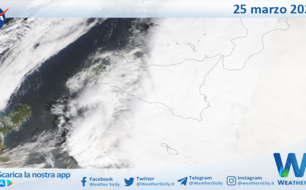 Meteo Sicilia: immagine satellitare Nasa di martedì 25 marzo 2025