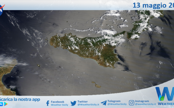Meteo Sicilia: immagine satellitare Nasa di martedì 13 maggio 2025